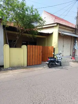 Jual Rumah dan kios pinggir jalan