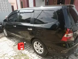 Nissan Livina 2012 Bensin
