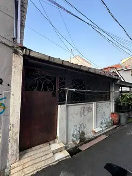 Rumah Dijual – Lokasi Strategis di Kemayoran, Jakarta Pusat!