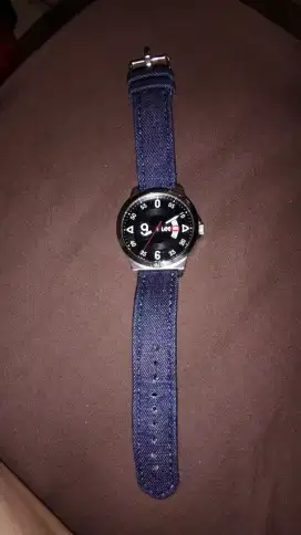 Jam Tangan Pria merk Lee