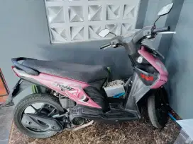 Honda Beat karbu 2010 warna Pink