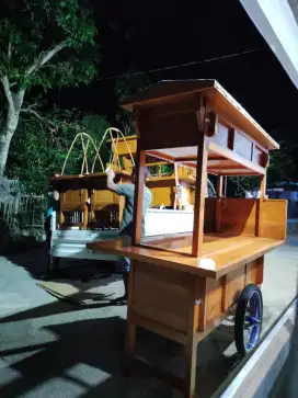 Gerobak Angkringan jg Melayani Pesanan Grobak Bakso Mie Bubur Sate dlL