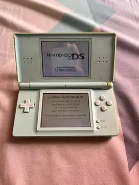 NINTENDO DS LITE (Ice Blue)
