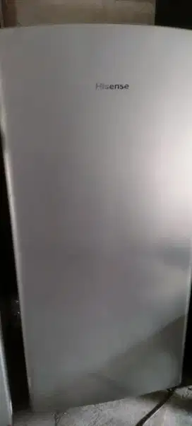 Kulkas 1 pintu merk Hisense