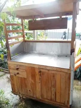 Di jual cepat Gerobak multi fungsi untuk berjualan