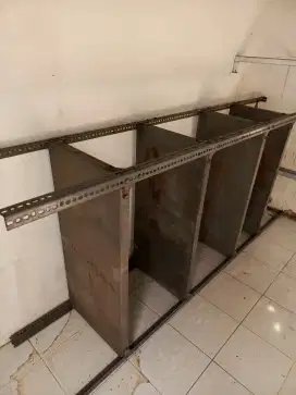 Besi siku rak bekas