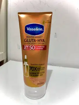 Vaseline Gluta Hya spf50