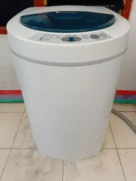 Jual mesin cuci sharp 8kg,mesin halus,body mulus,orisinil,siap pakai