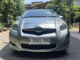 Toyota Yaris tipe E Manual Low Km antik istimewa tangan pertama orsini