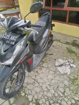 Beat deluxe idling stop