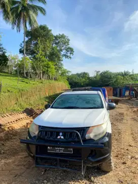 DIJUAL CEPAT MOBIL TRITON