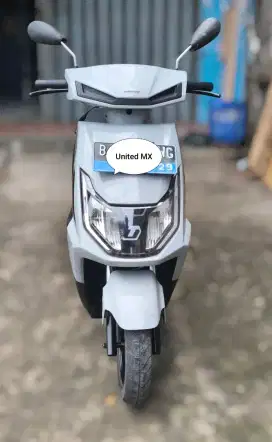 Motor listrik United MX 1200 mulus surat lengkap. yadea
