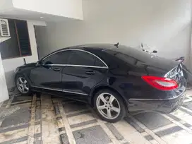 Mercedes Benz CLS-350