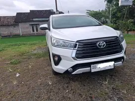 Kijang Innova G 2.4 AT