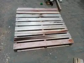 Pallet kayu dan peti packing murah