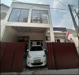 RUMAH KEREN DI PEKAYON INDAH GALAXY