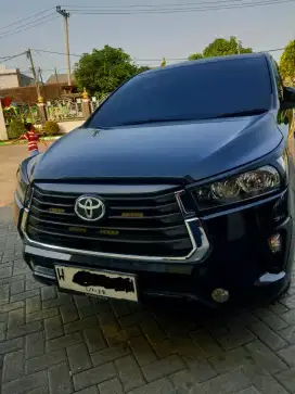 Toyota Innova 2.0 Bensin metic 2021 Hitam W sda jarang pakai