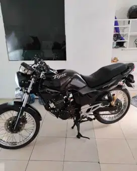 Bu cepat motor Honda Tiger 2000 tilas lawas akhir