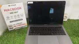 Macbook Pro 2017 second garansi 1 Th
