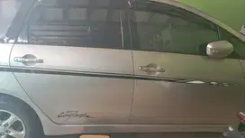 Mitsubishi Grandis 2005 Bensin
