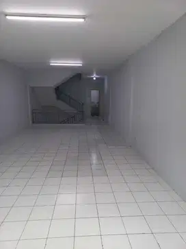 Disewakan ruko di jalan bulevar kelapa gading
