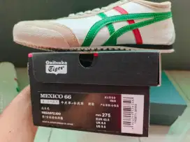 Sepatu onitsuka size 42/43