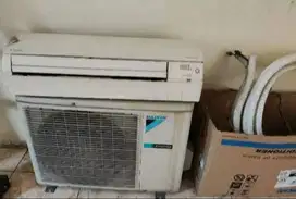 Ac Daikin Thailand 1pk INVERTER