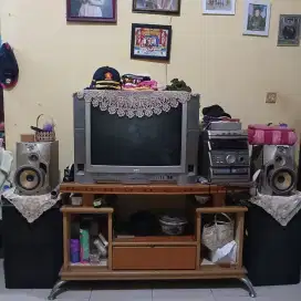 lemari tv + set compo