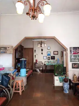 Rumah Lawas di Jalan HOS Cokroaminoto dekat Malioboro