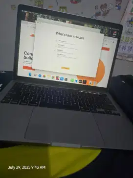 MACBOOK PRO M2 8GB 256 GB MULUS likenew EX RESMI NORMAL SMUA