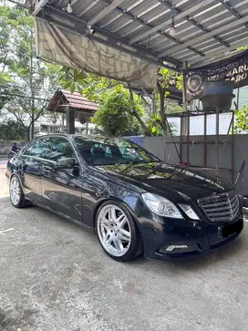 JUAL CEPAT Mercedes-Benz E250 2010 Bensin
