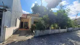 Rumah Tinggal Di Jl Kaliurang Km 10 Lokasi Dekat Untuk Ke UII dan UGM