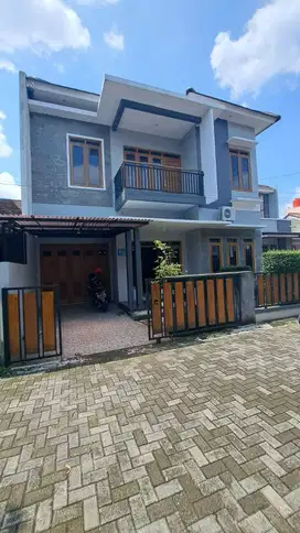 Rumah Minimalis 2 Lantai Di Perumahan Dekat Jl Palagan Sleman
