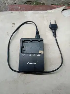 charger kamera merk canon