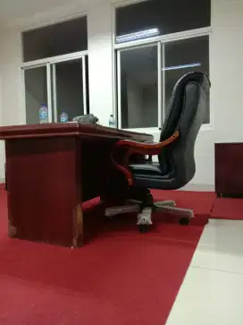 Di jual Kursi Direktur, kondisi 95% mulus, BU