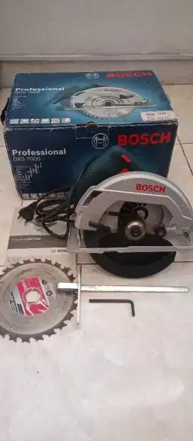 Circular Saw BOSCH Professonal GKS 7000
