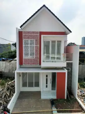 Rumah 3 lantai dengan rooftop dekat stasiun LRT jatibening bekasi