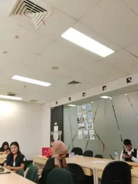 STAFF OFFICE DAN STAFF ADMIN
