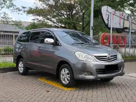 Innova G Bensin AT 2009