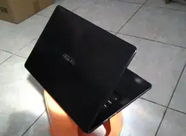 Laptop Asus Zenbook UX550VD