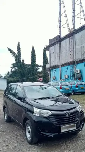 Mobil bekas murah padang