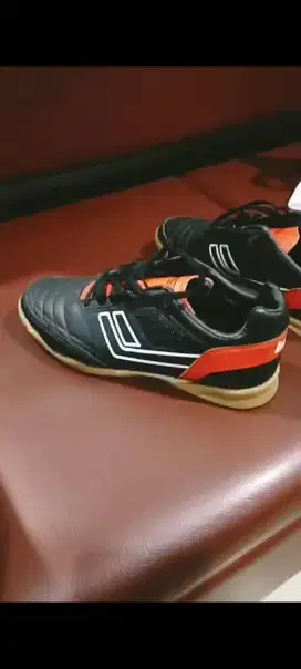 Sepatu futsal original