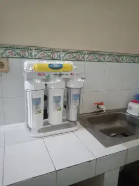 Mesin Air isi ulang Rumah tangga RO 100 Gpd