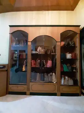 etalase showcase ex Butik