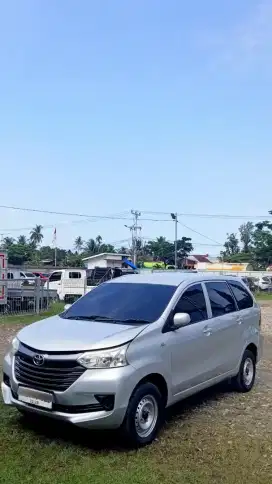 Mobil bekas murah Padang