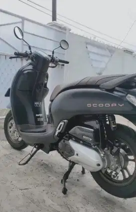 Scoopy Prestige 2023