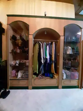 etalase showcase ex Butik