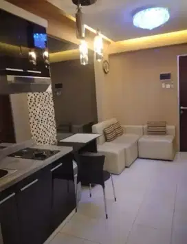 Apart Guna wangsa Manyar full furnish 2 BR murah banget loh