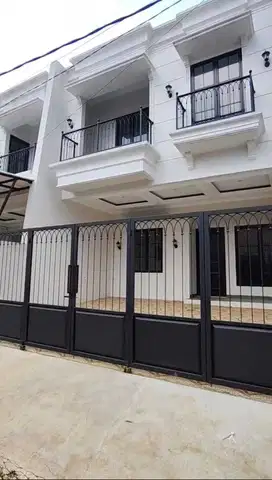 Rumah Baru Siap Huni 2Lantai Klasik Modern Dekat Stasiun dan Toll