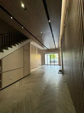 Sewa Ruko 3 Lantai Golf Island PIK  Jalan Boulevard Full Furnished